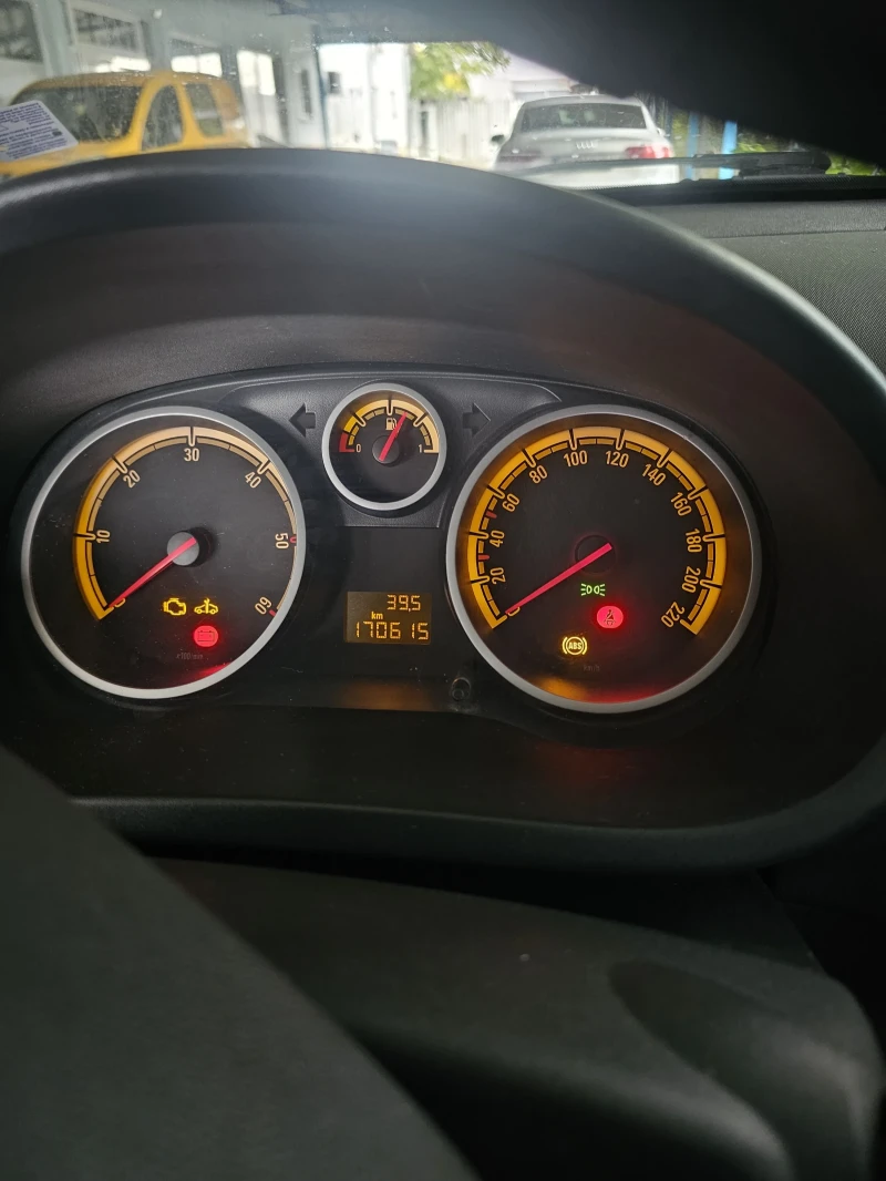 Opel Corsa, снимка 8 - Автомобили и джипове - 52730686