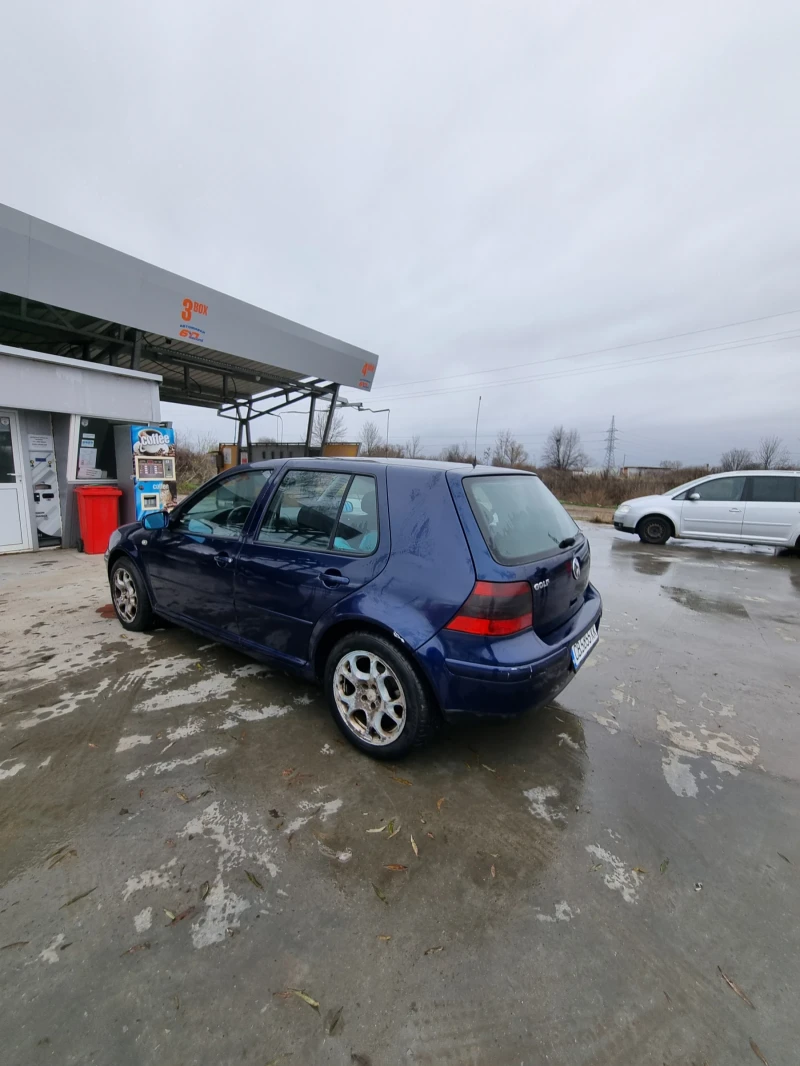 VW Golf, снимка 6 - Автомобили и джипове - 52673138