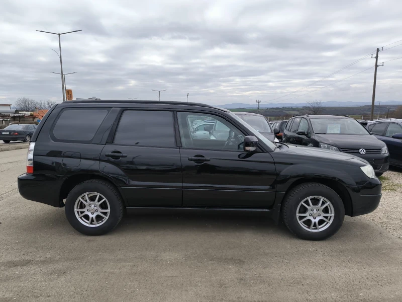 Subaru Forester 2.0i, снимка 4 - Автомобили и джипове - 52713828