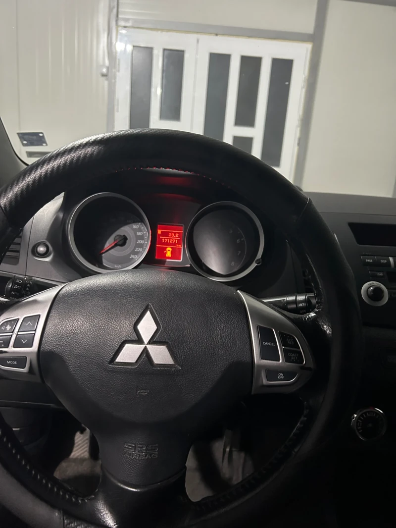 Mitsubishi Lancer, снимка 8 - Автомобили и джипове - 52879503