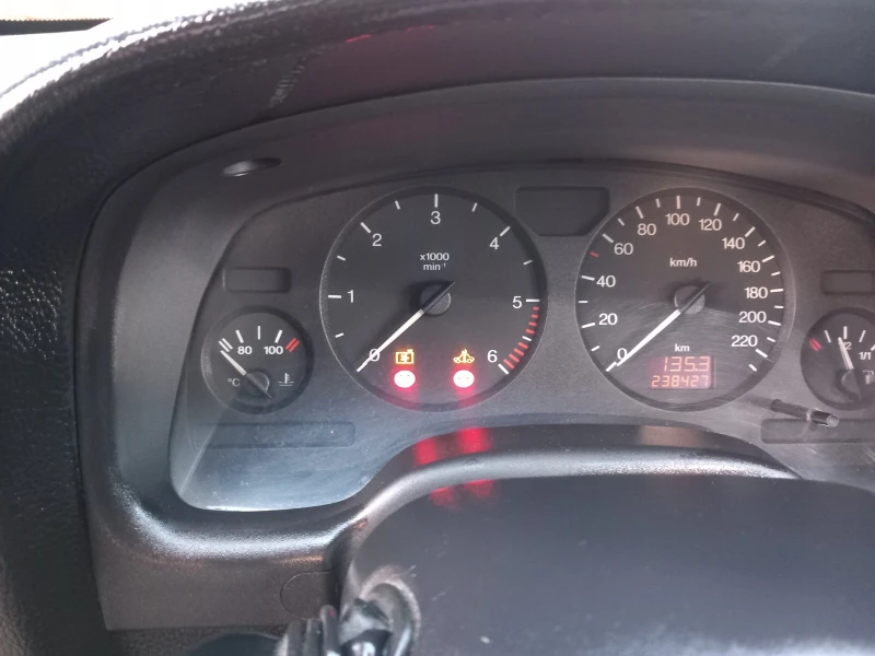 Opel Astra ISUZU, снимка 5 - Автомобили и джипове - 53152769