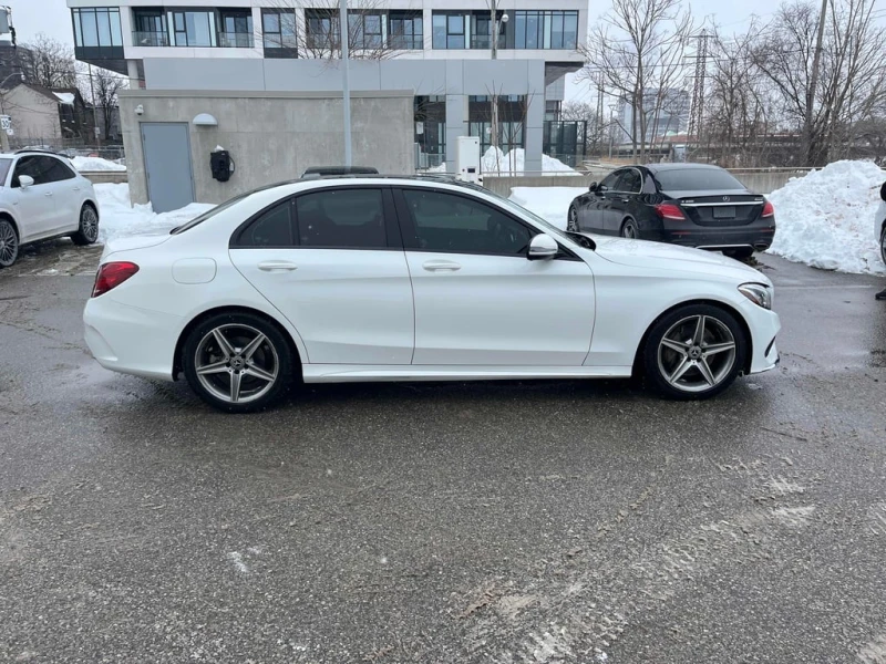 Mercedes-Benz C 300 * CARFAX * ЦЕНА ДО БГ, снимка 4 - Автомобили и джипове - 53306157