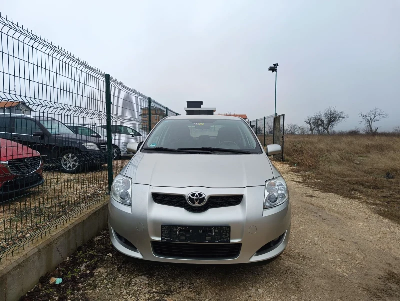 Toyota Auris 1.6 КАТО НОВА , снимка 3 - Автомобили и джипове - 53306184