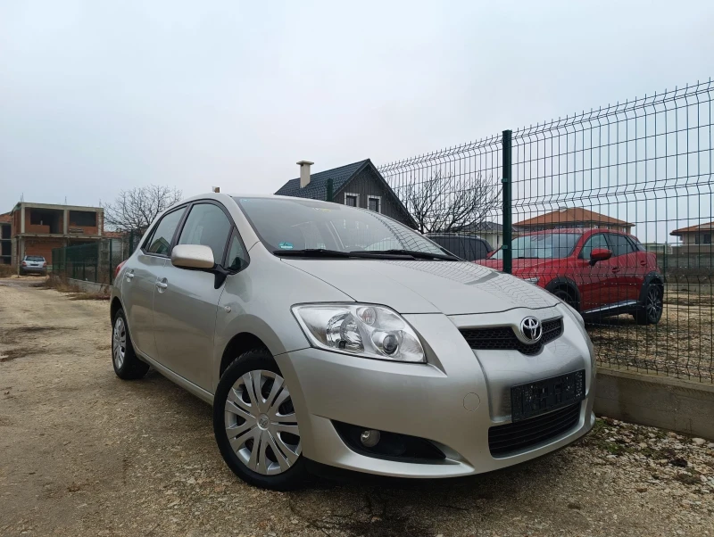 Toyota Auris 1.6 КАТО НОВА , снимка 2 - Автомобили и джипове - 53306184