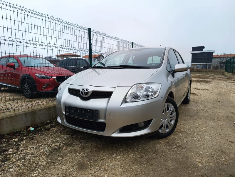 Toyota Auris 1.6 КАТО НОВА 