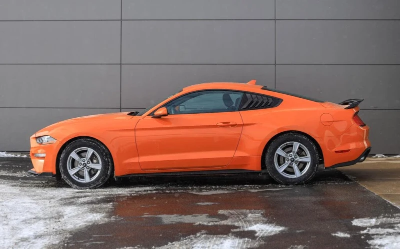 Ford Mustang EcoBoost* RWD* АвтоКредит* (ЦЕНА ДО БГ), снимка 5 - Автомобили и джипове - 53562295