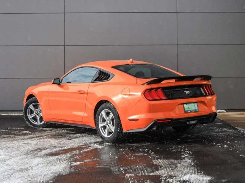 Ford Mustang EcoBoost* RWD* АвтоКредит* (ЦЕНА ДО БГ), снимка 4 - Автомобили и джипове - 53562295