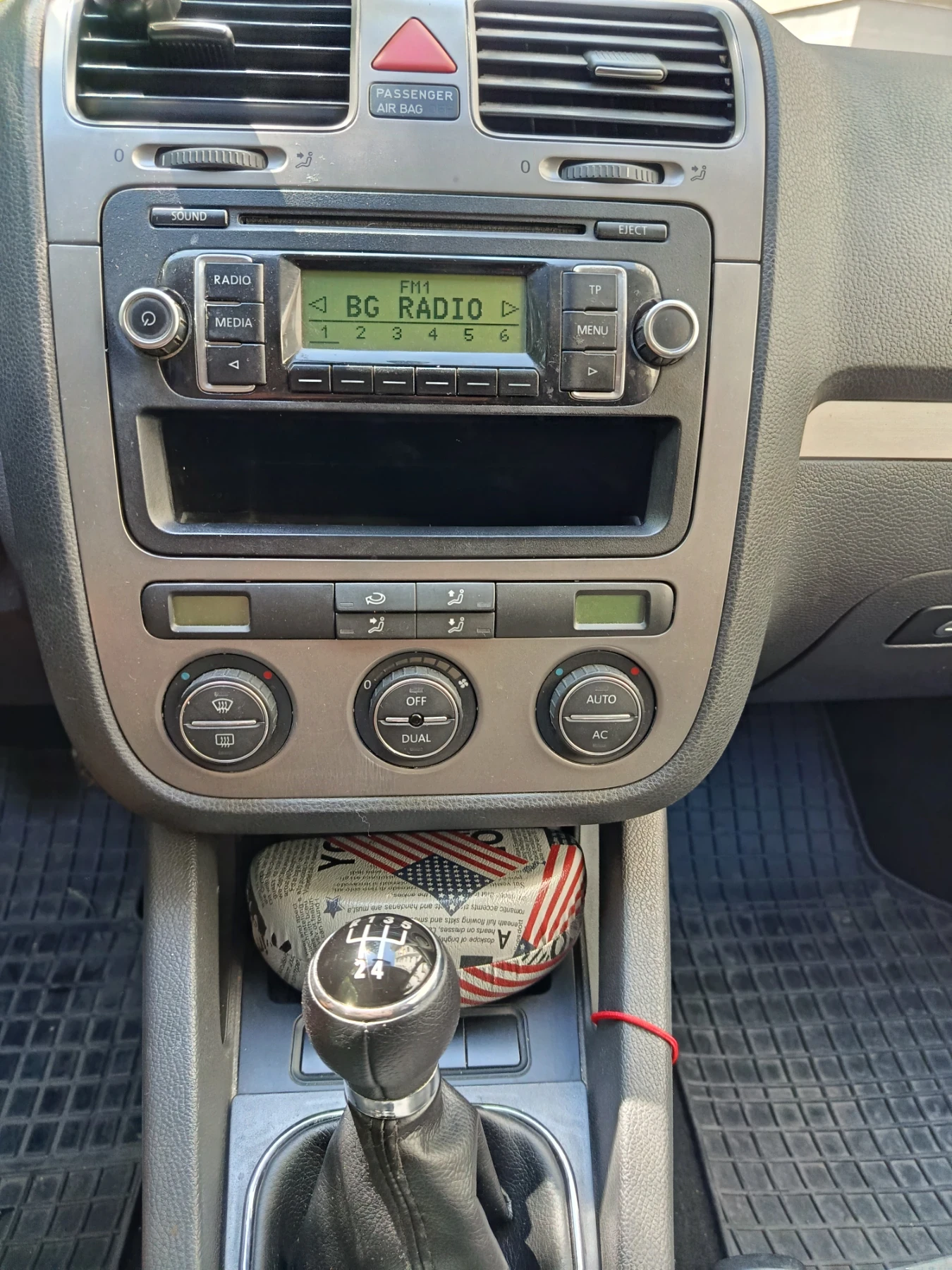 VW Golf  - изображение 10