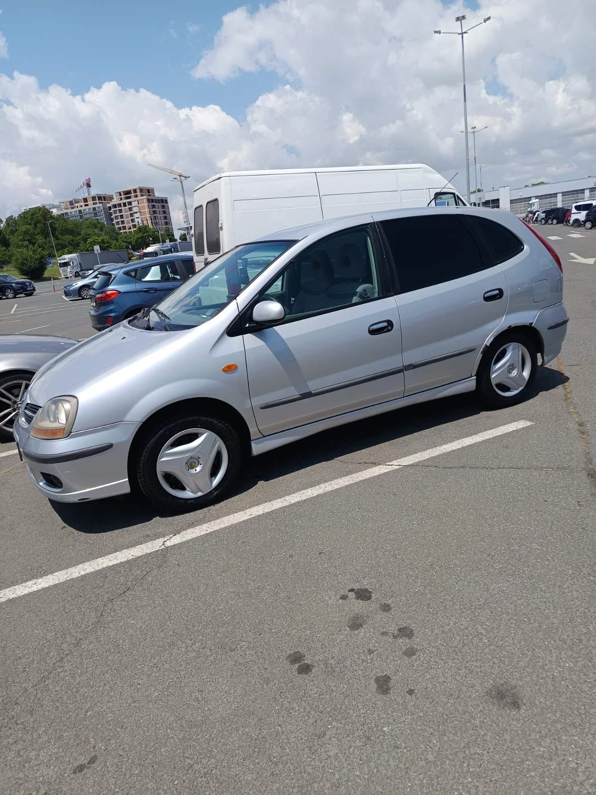 Nissan Almera tino  - изображение 3