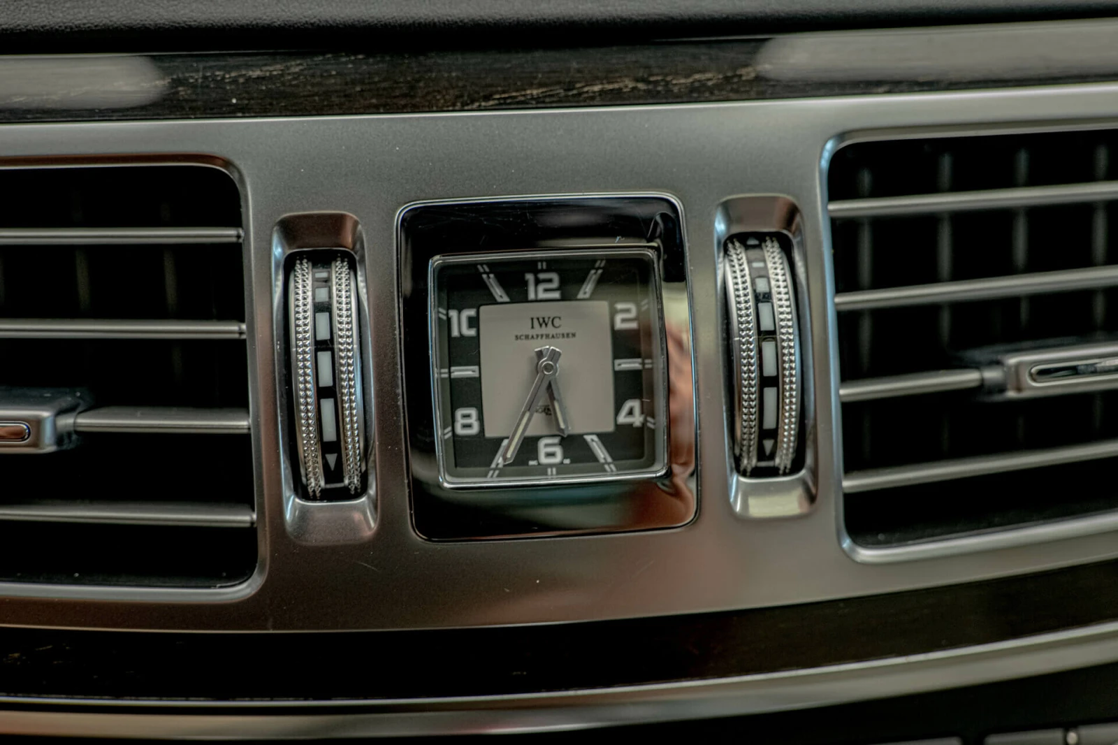 Mercedes-Benz E 63 AMG 4Matic/Dynamic/Harman Kardon// | Mobile.bg   14