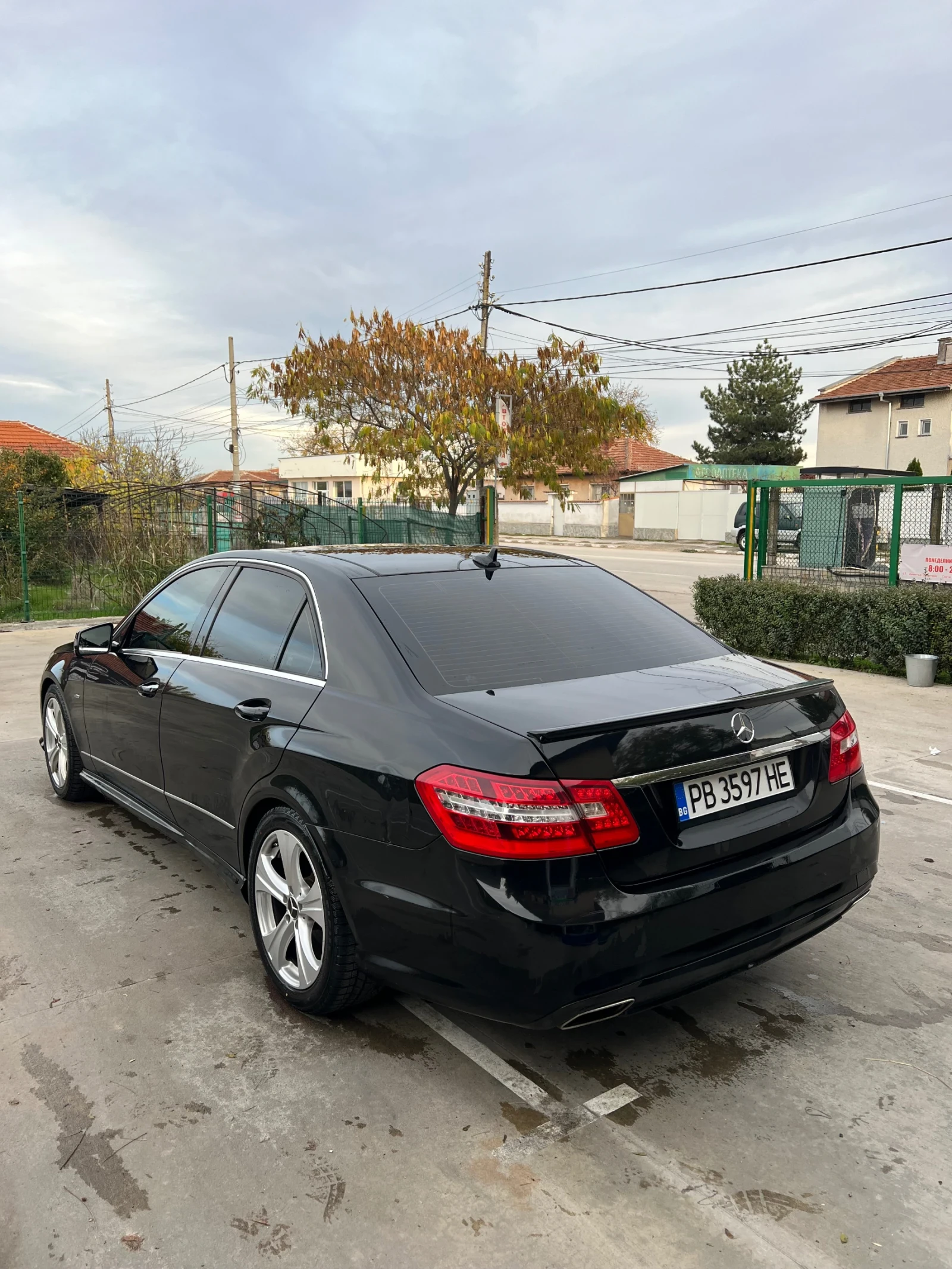 Mercedes-Benz E 350  - изображение 4