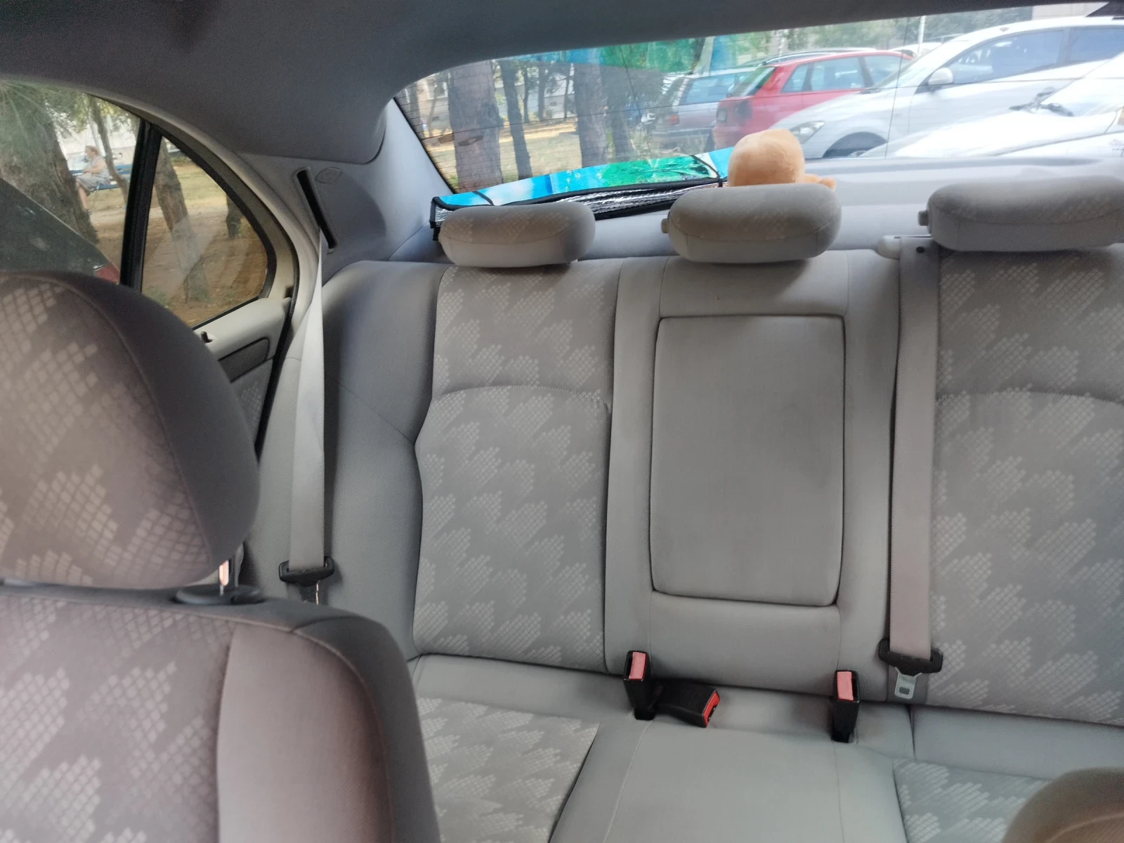 Mercedes-Benz C 200 2.0 - изображение 6