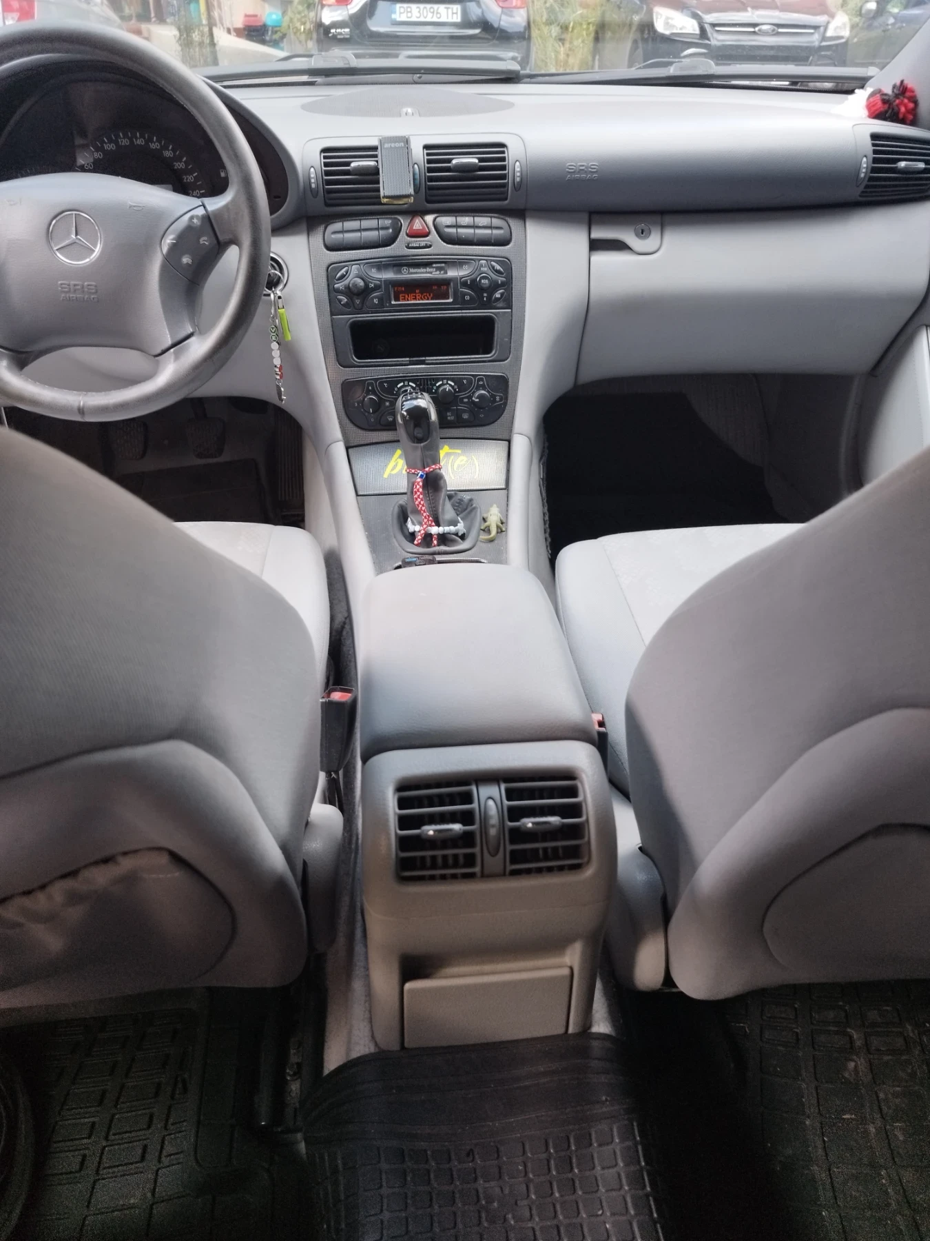 Mercedes-Benz C 200 2.0 - изображение 5