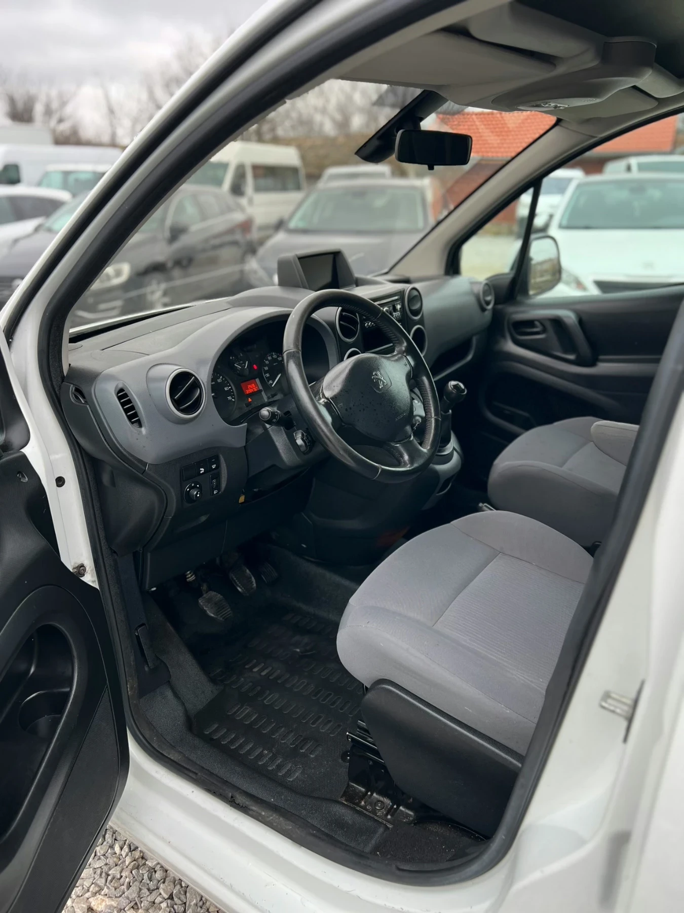 Peugeot Partner 1.6hdi | Mobile.bg � ����������� 6