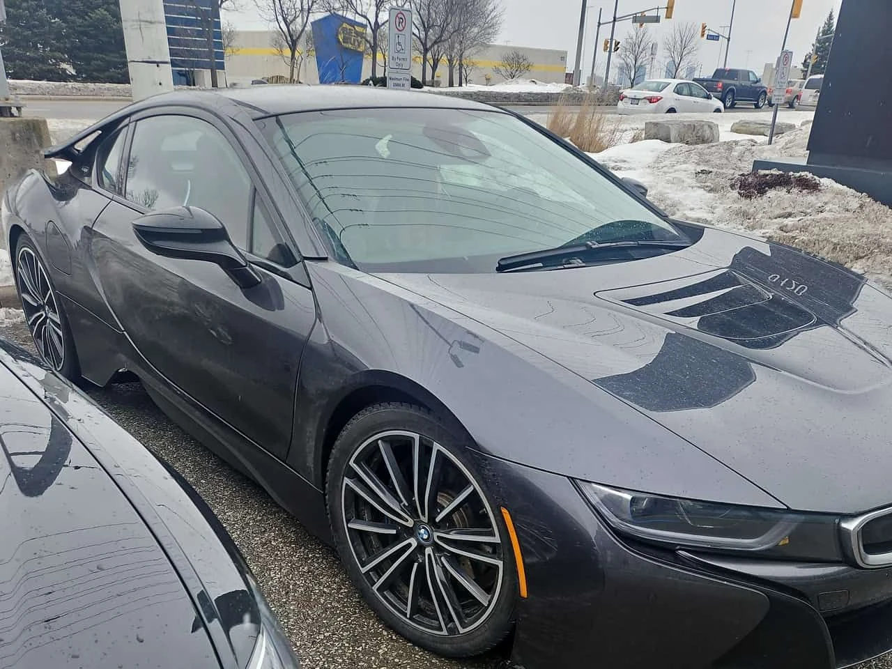BMW i8 * Coupe * �������* KEYLESS* HARMAN KARDON*  | Mobile.bg � ����������� 8