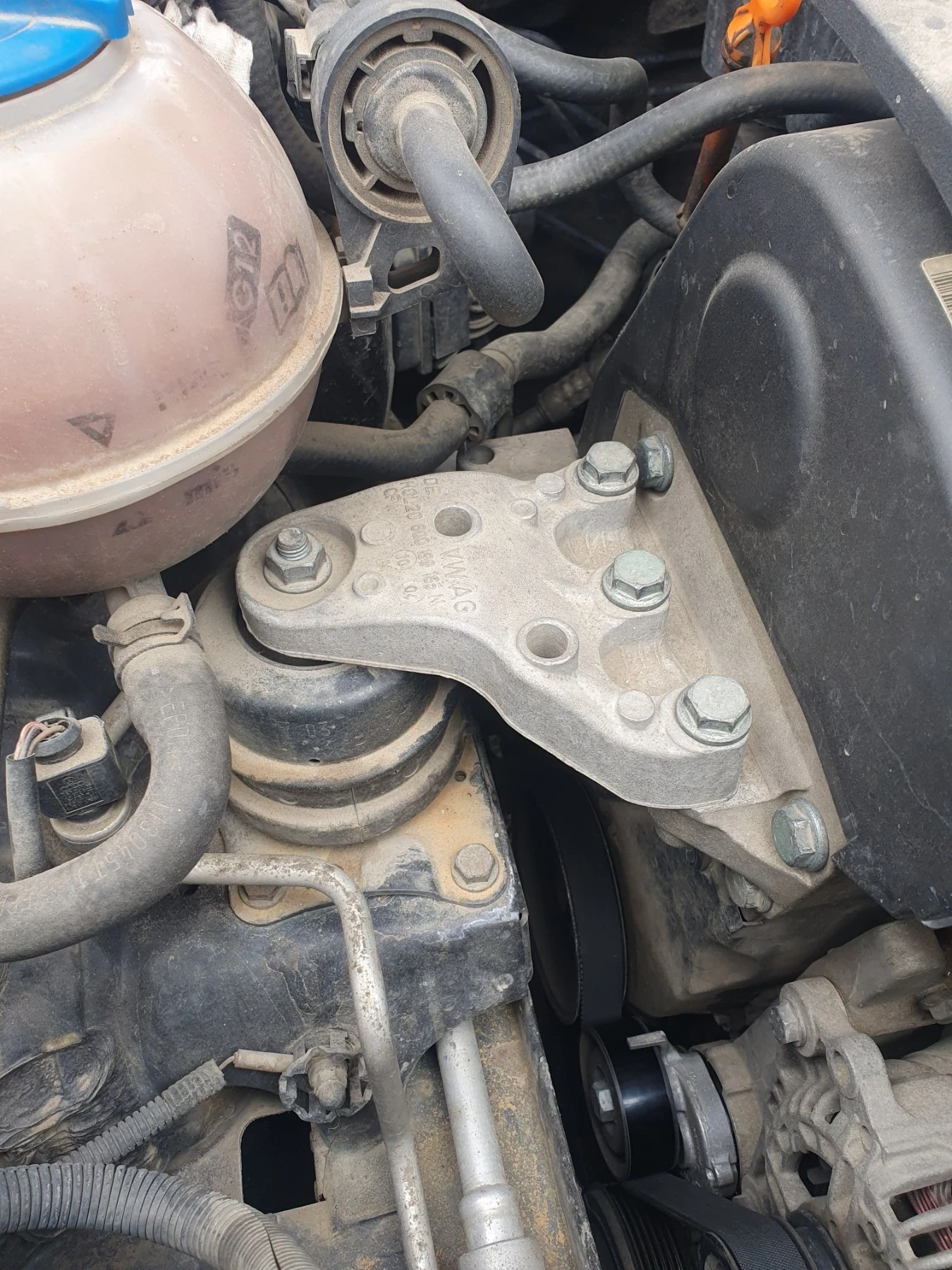 VW Polo, снимка 15 - Автомобили и джипове - 54042297