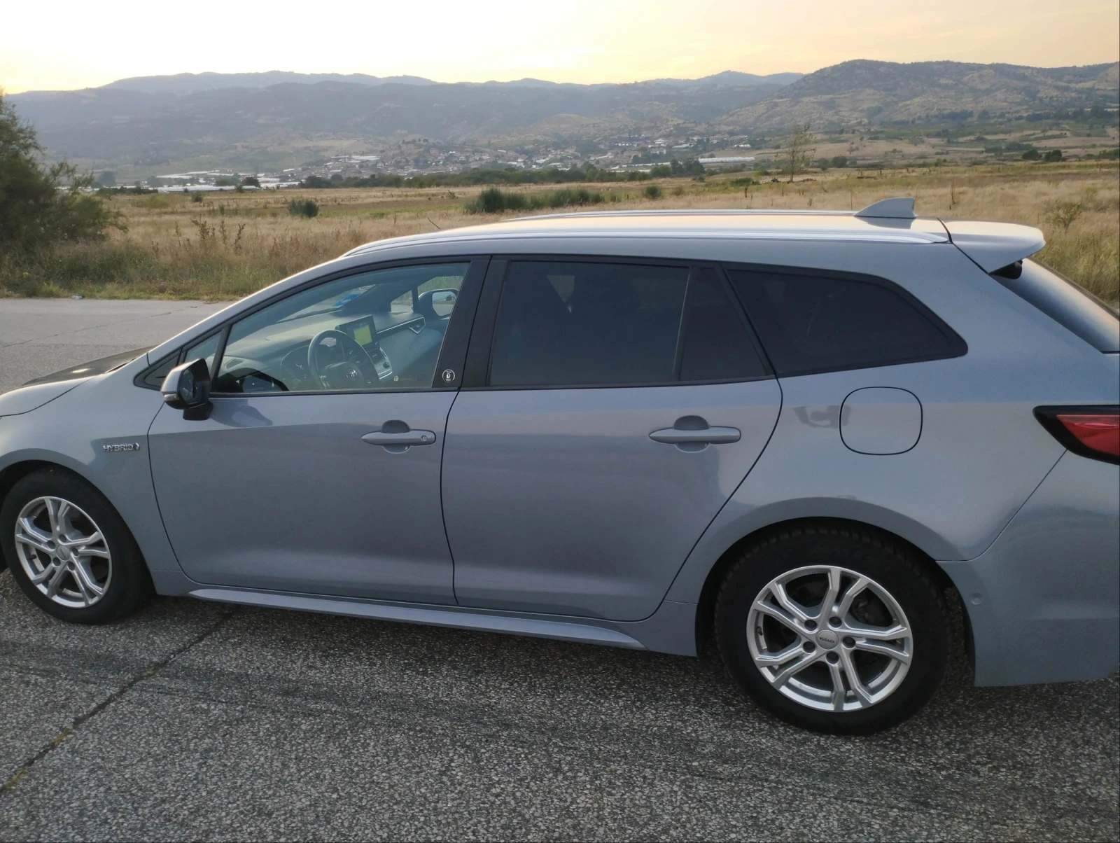 Toyota Corolla 2.0 TS, снимка 4 - Автомобили и джипове - 54158171