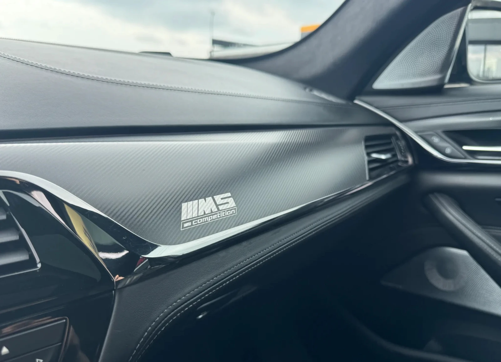 BMW M5 Competition xDrive, снимка 8 - Автомобили и джипове - 54325611