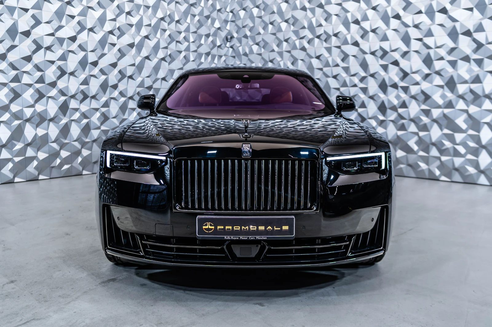 Rolls-Royce Ghost Ghost Black Badge, снимка 2 - Автомобили и джипове - 54566791