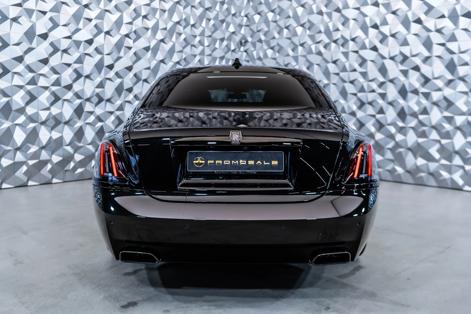 Rolls-Royce Ghost Ghost Black Badge, снимка 5 - Автомобили и джипове - 54566791