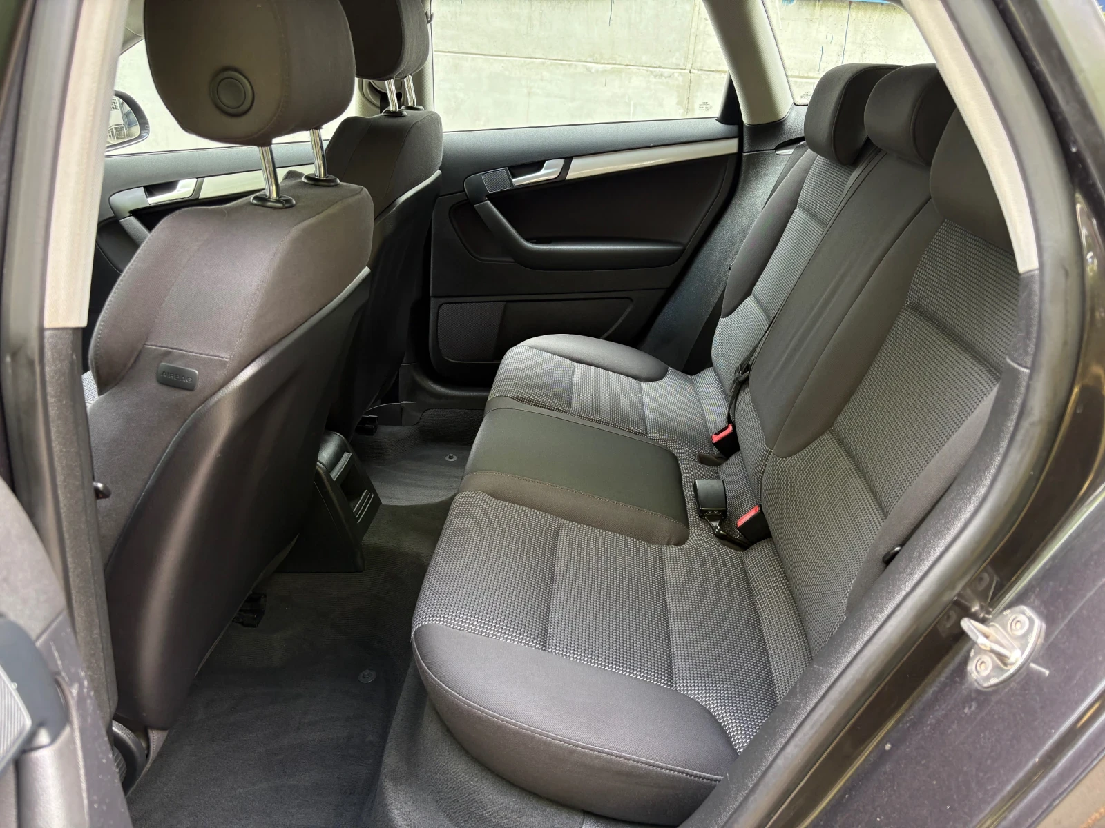 Audi A3 2.0 TDI 140кс FACELIFT, снимка 8 - Автомобили и джипове - 54589634