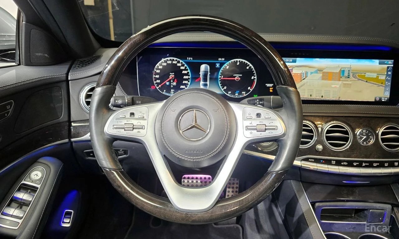 Mercedes-Benz S 350 4MATIC* AMG* LINE* ОБДУХВАНЕ* 360* КАМЕРИ* МАСАЖ* , снимка 6 - Автомобили и джипове - 54611844