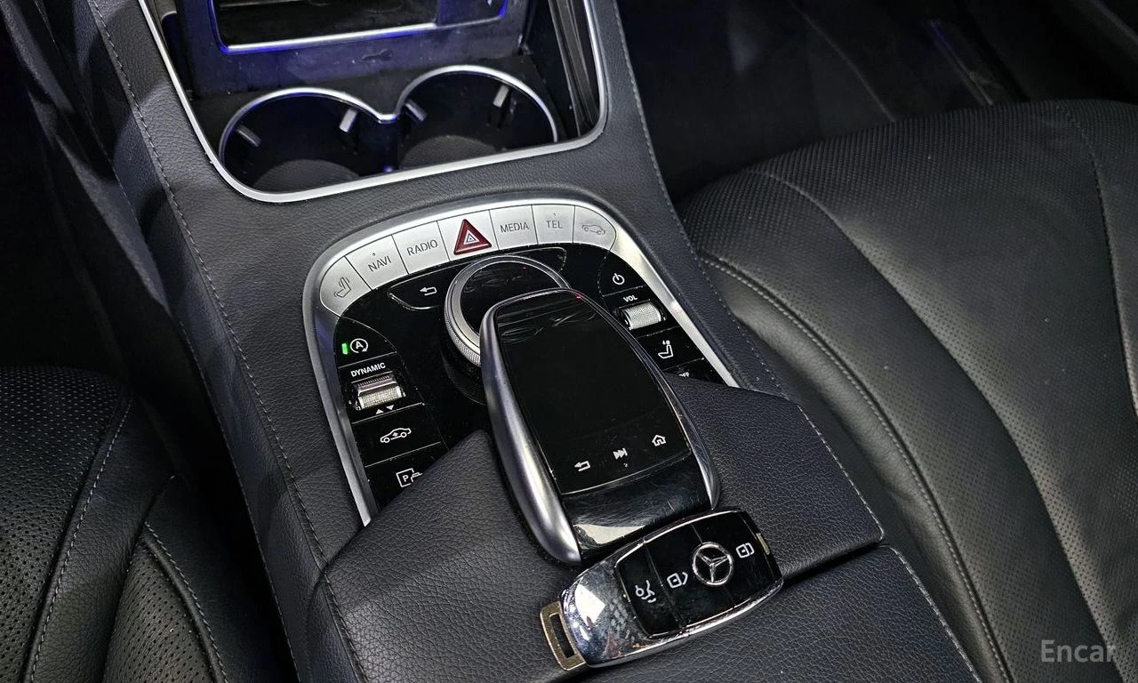 Mercedes-Benz S 350 4MATIC* AMG* LINE* ОБДУХВАНЕ* 360* КАМЕРИ* МАСАЖ* , снимка 12 - Автомобили и джипове - 54611844