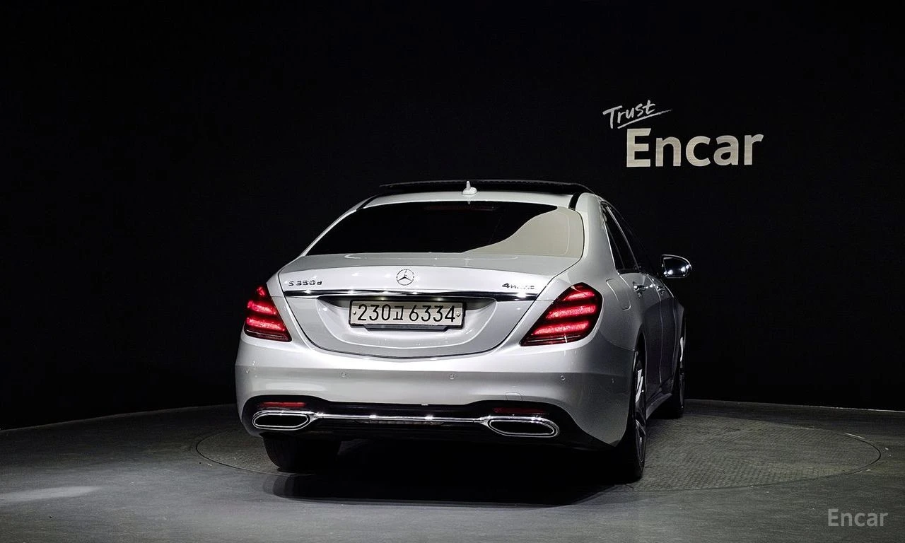 Mercedes-Benz S 350 4MATIC* AMG* LINE* ОБДУХВАНЕ* 360* КАМЕРИ* МАСАЖ* , снимка 4 - Автомобили и джипове - 54611844