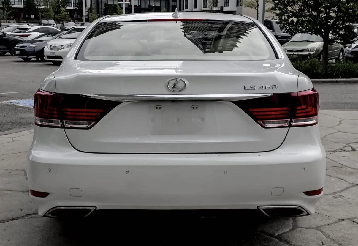 Lexus LS 460 ПЕРФЕКТНА СЕРВИЗНА ИСТОРИЯ * * ЦЕНА ДО БГ * * , снимка 3 - Автомобили и джипове - 54646098