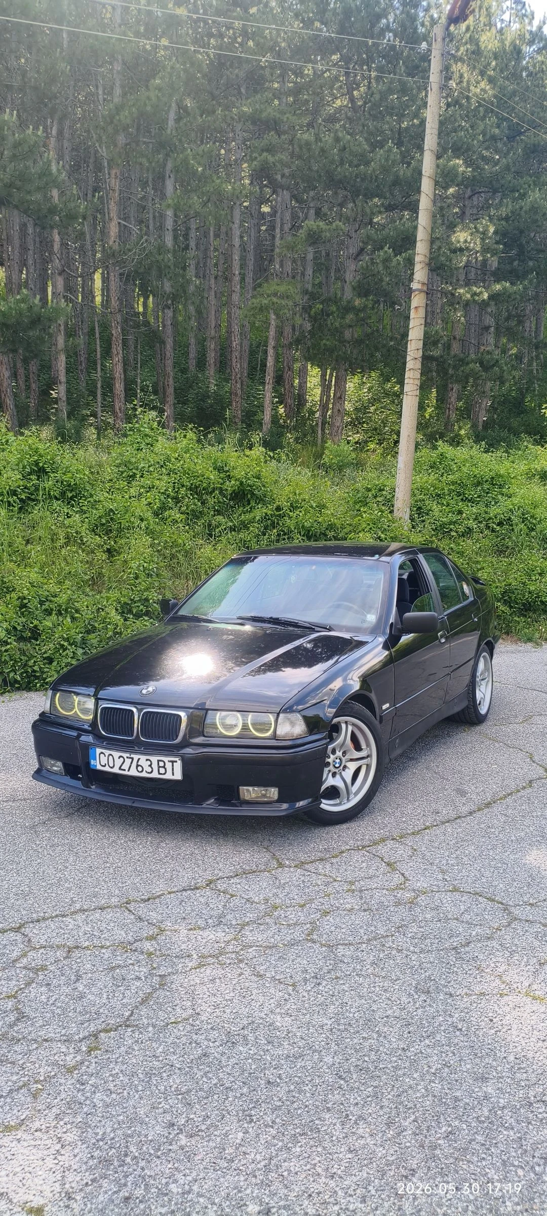 BMW 320