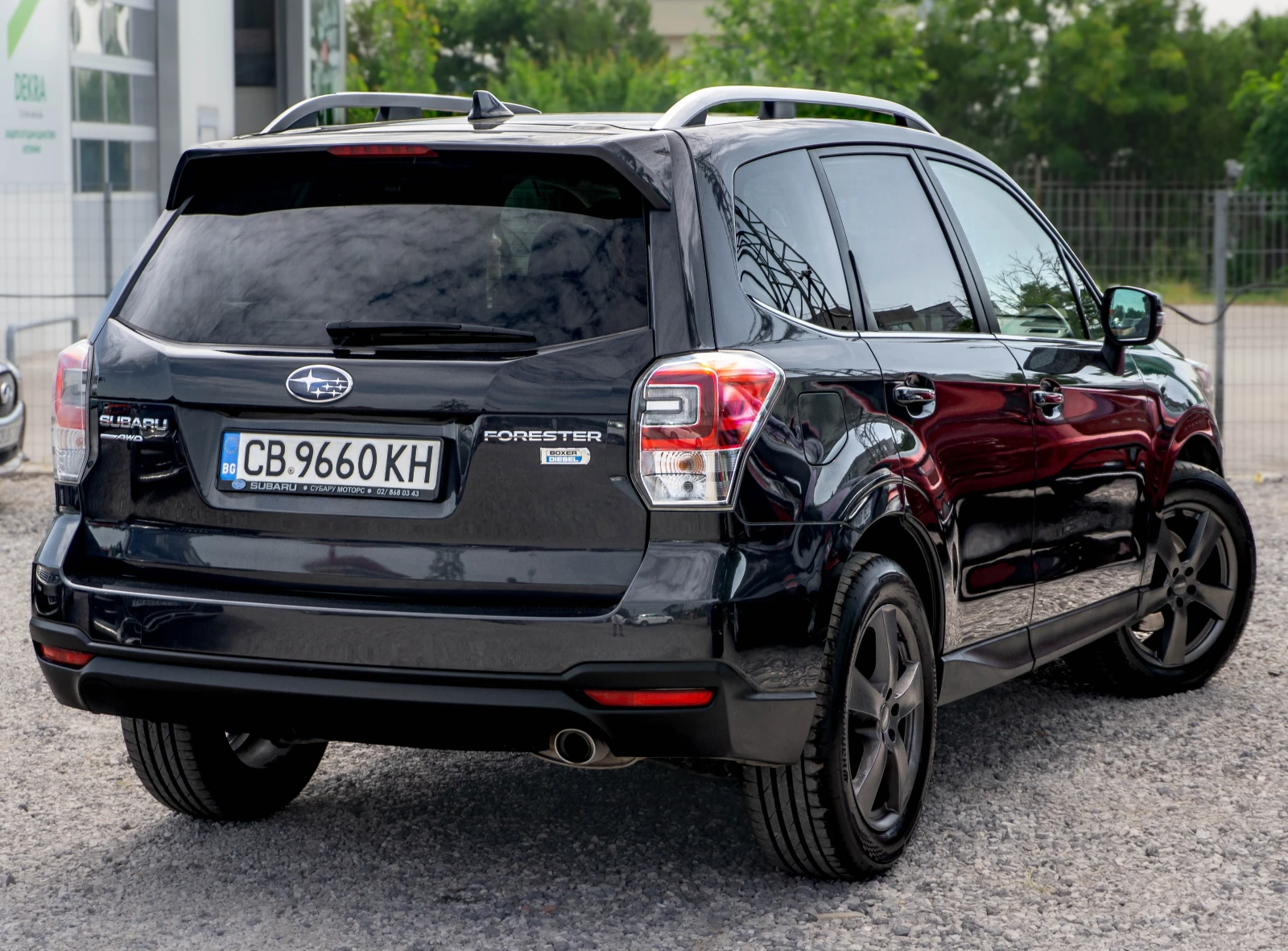 Subaru Forester 2.0D-147hp-4X4-РЕГИСТРИРАНА!, снимка 4 - Автомобили и джипове - 54749505