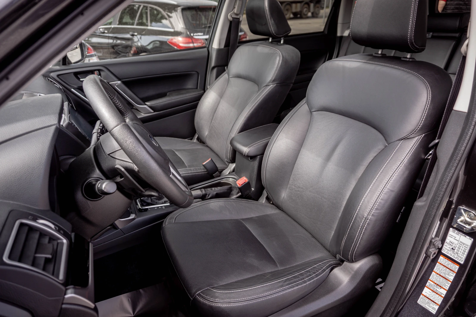Subaru Forester 2.0D-147hp-4X4-РЕГИСТРИРАНА!, снимка 12 - Автомобили и джипове - 54749505