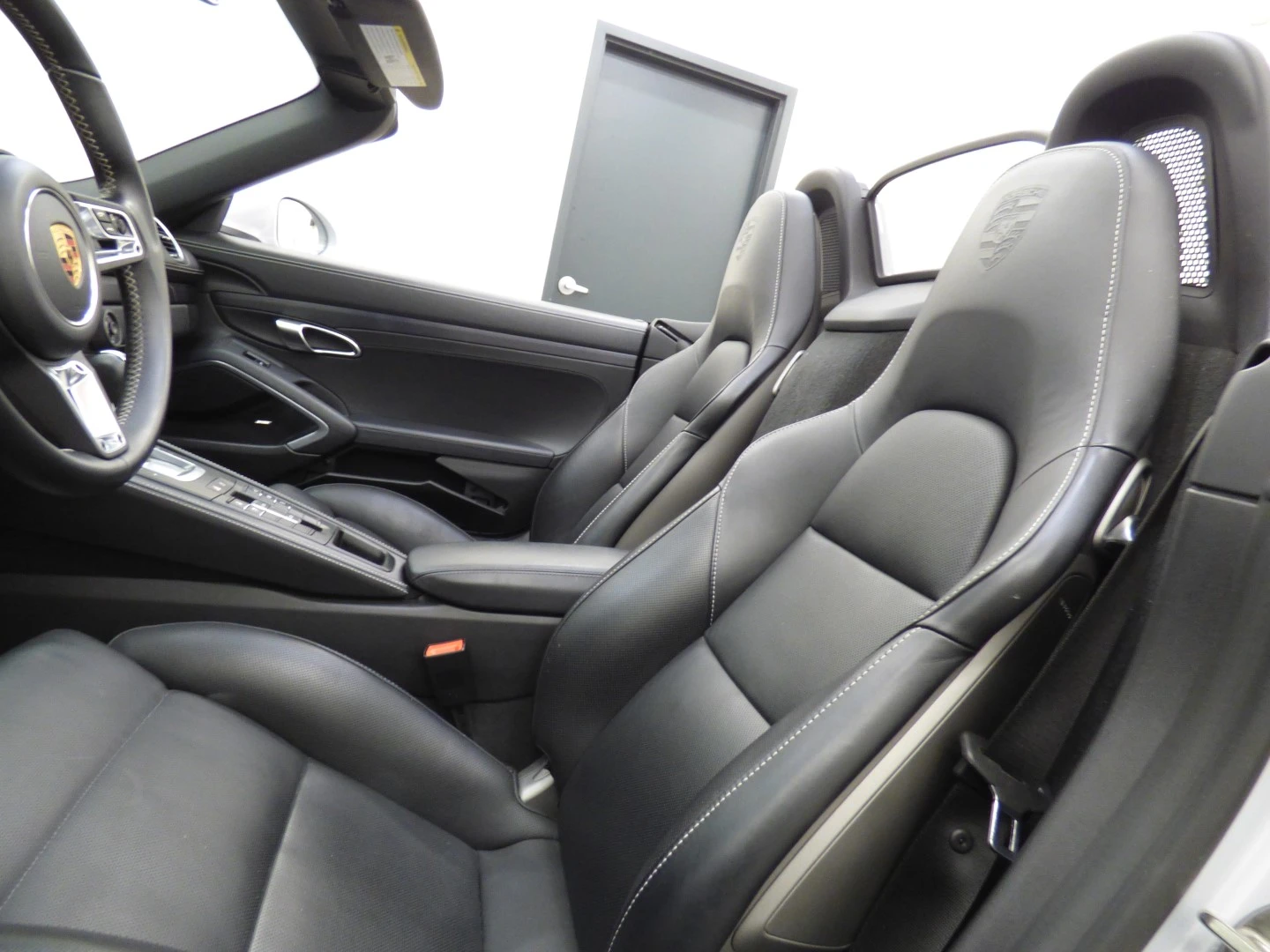 Porsche Boxster 718 GTS 4.0* Колекционерска* Много екстри* Гаранци, снимка 14 - Автомобили и джипове - 54879519