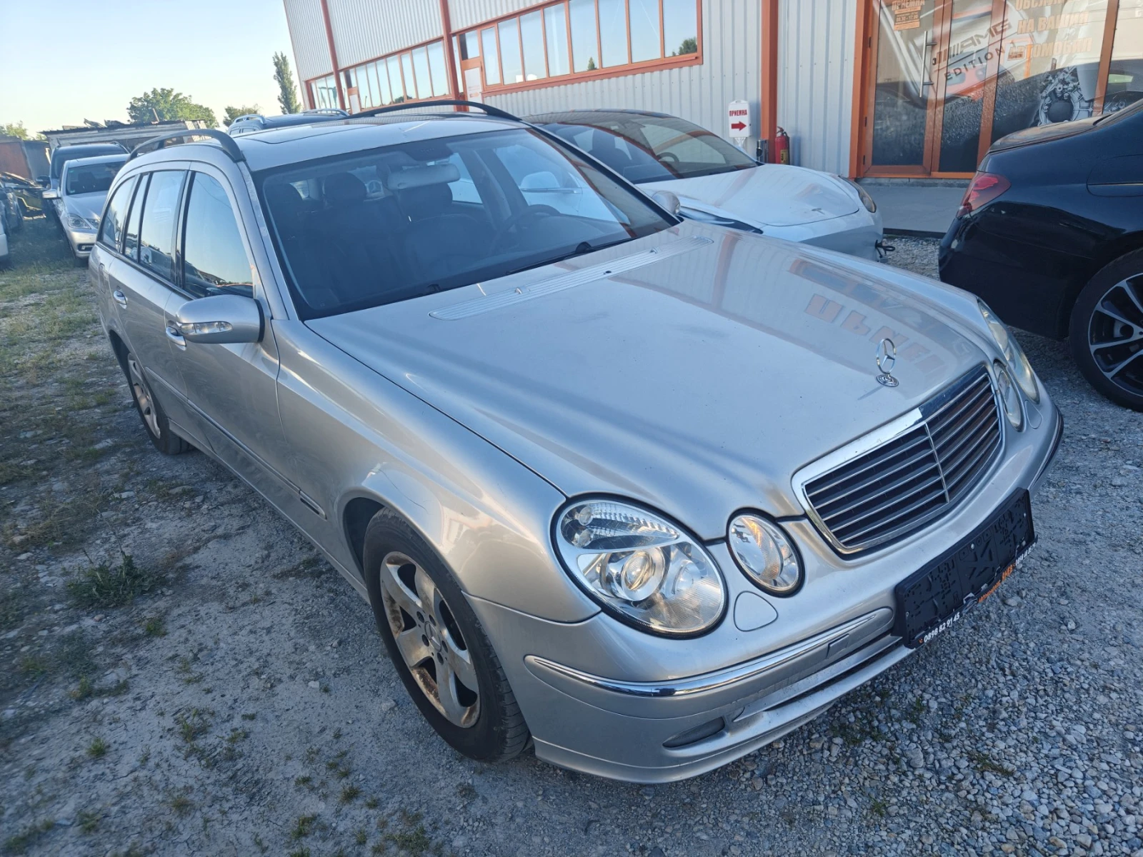 Mercedes-Benz E 270 cdi, снимка 4 - Автомобили и джипове - 54921186