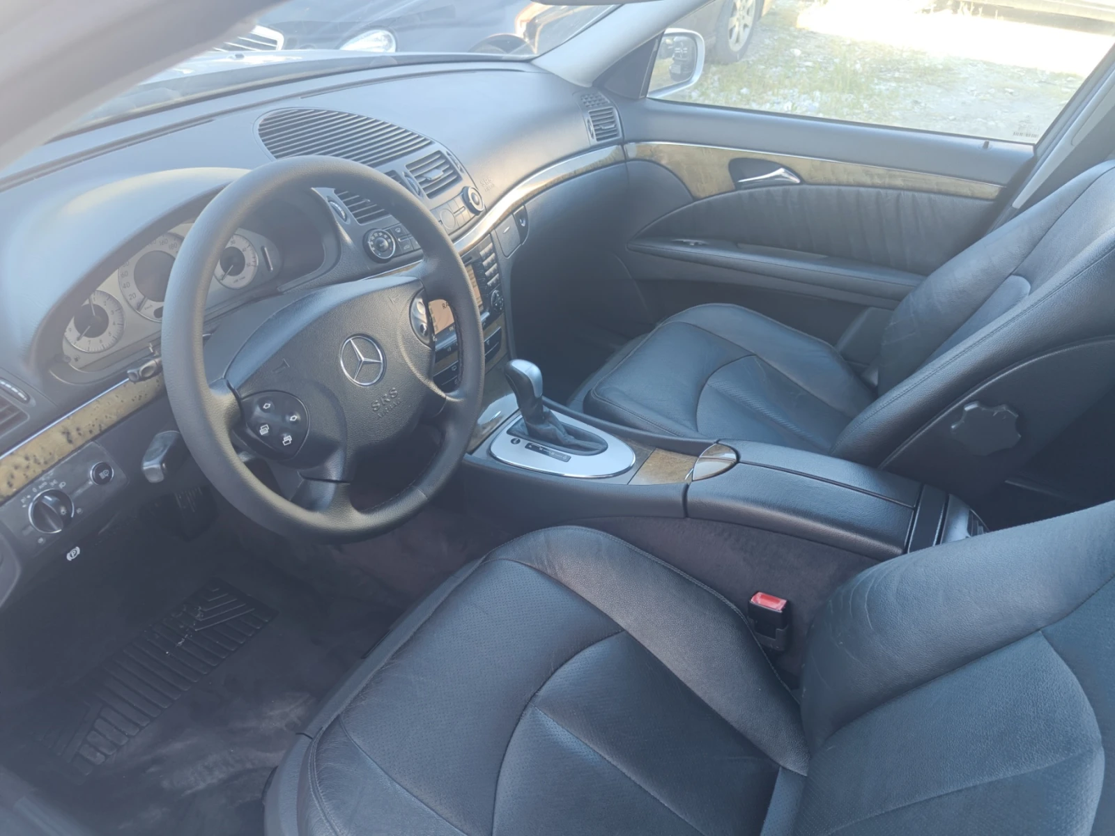 Mercedes-Benz E 270 cdi, снимка 8 - Автомобили и джипове - 54921186