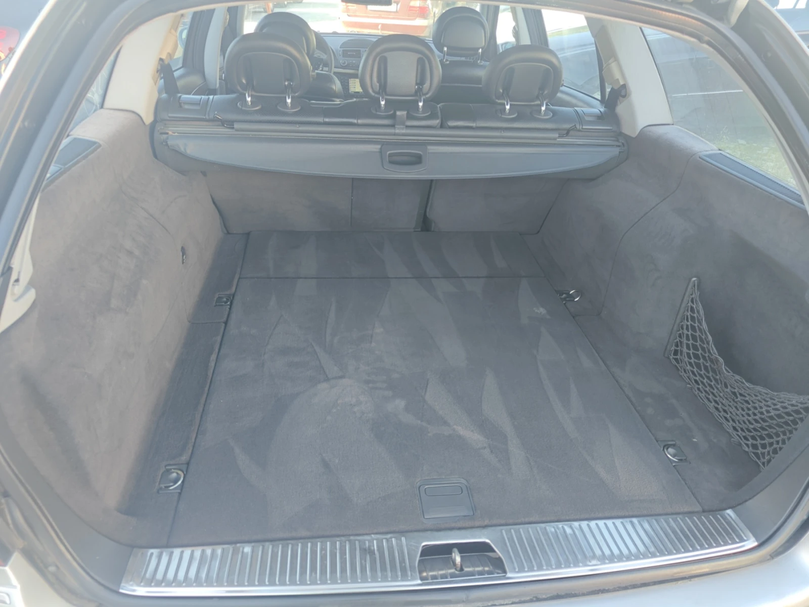 Mercedes-Benz E 270 cdi, снимка 15 - Автомобили и джипове - 54921186