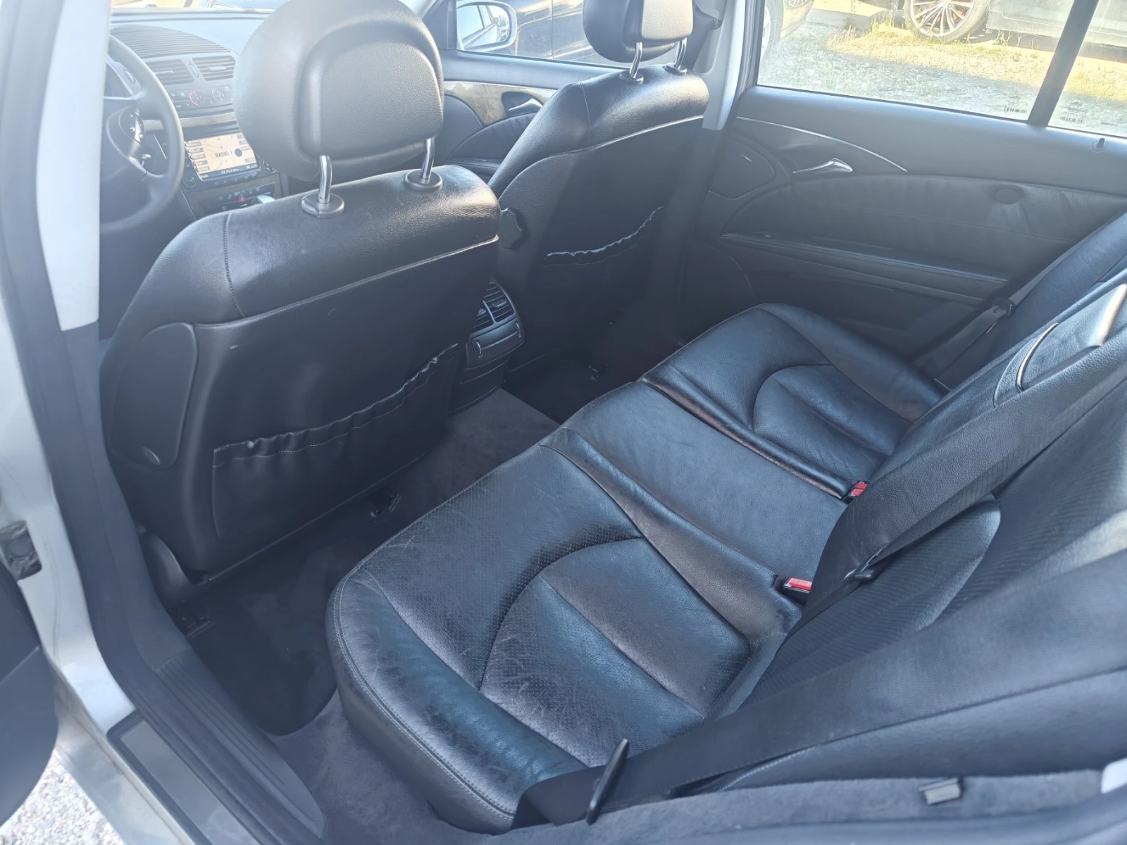 Mercedes-Benz E 270 cdi, снимка 7 - Автомобили и джипове - 54921186