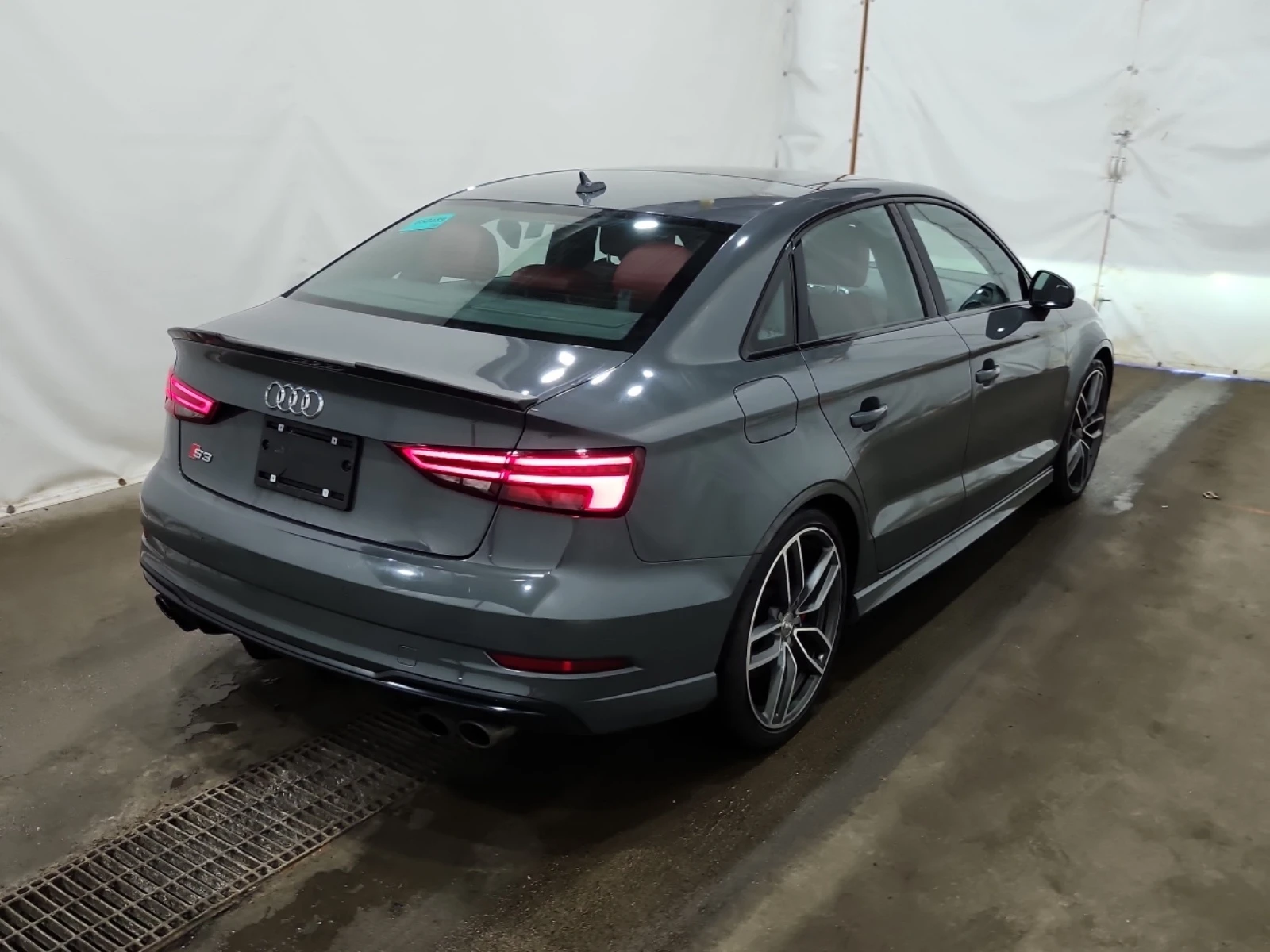 Audi S3 PROGRESSIV * КАМЕРА * ПОДГРЕВ * CARFAX * , снимка 3 - Автомобили и джипове - 55007679
