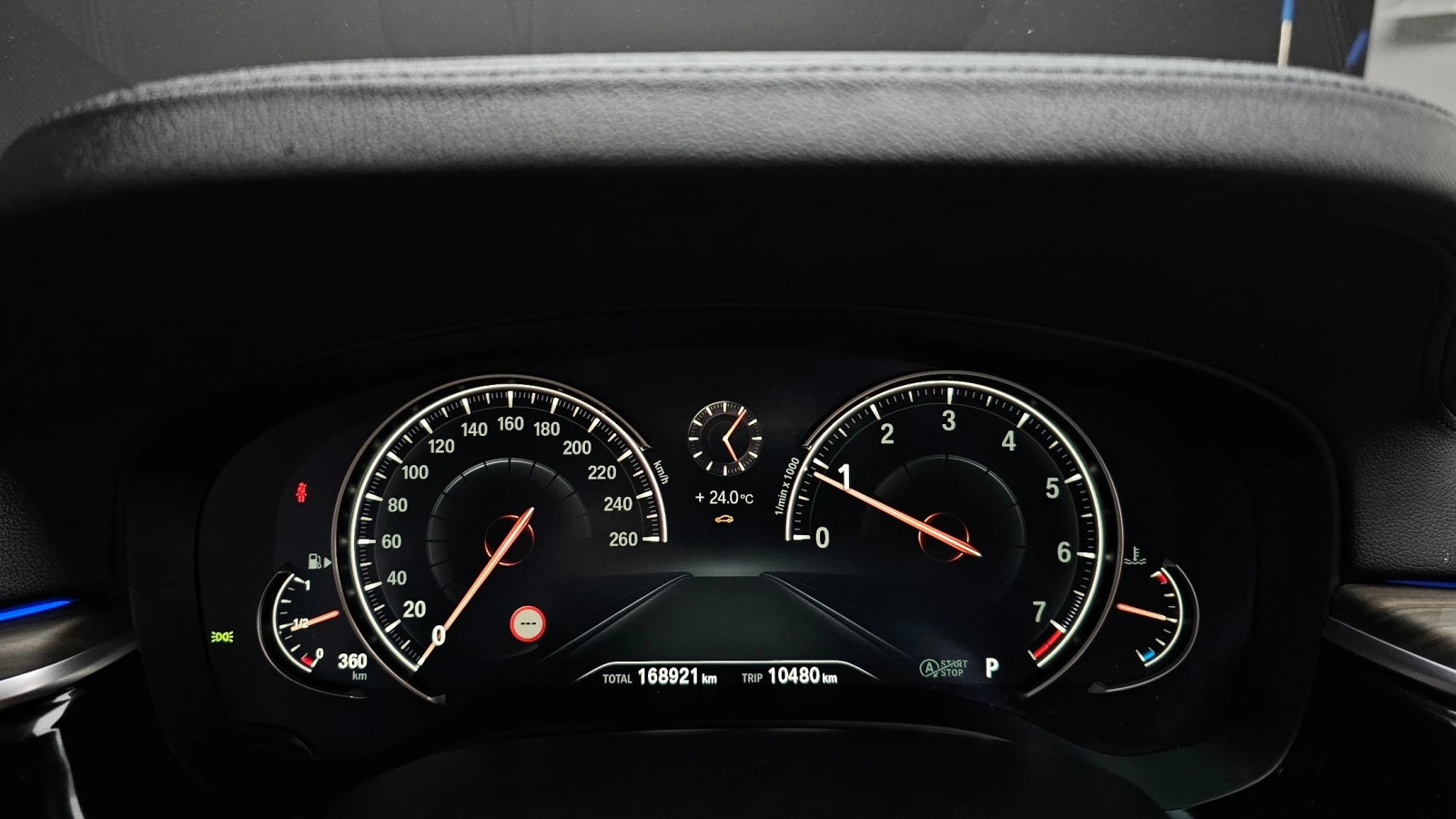 BMW 330 530i xDrive M Sport Plus | HUD | 360  | Памет, снимка 7 - Автомобили и джипове - 55328235