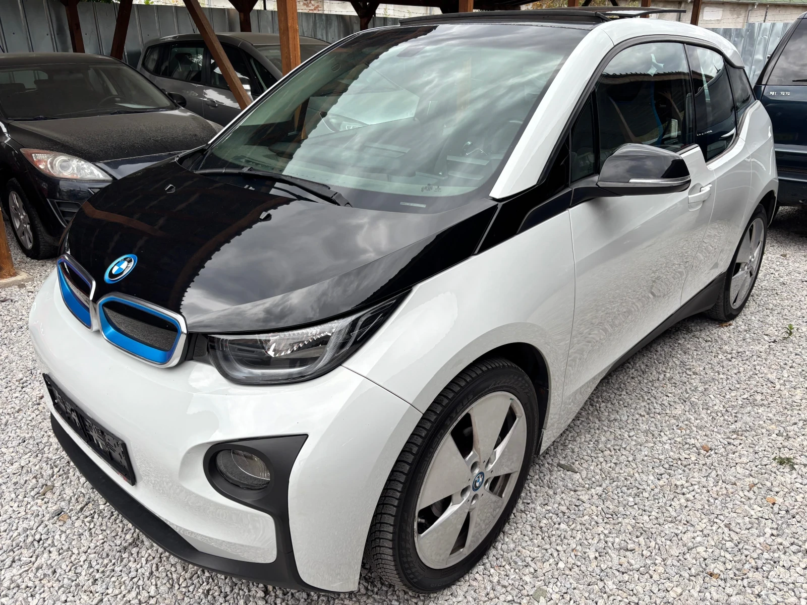 BMW i3 REx, снимка 2 - Автомобили и джипове - 56061591