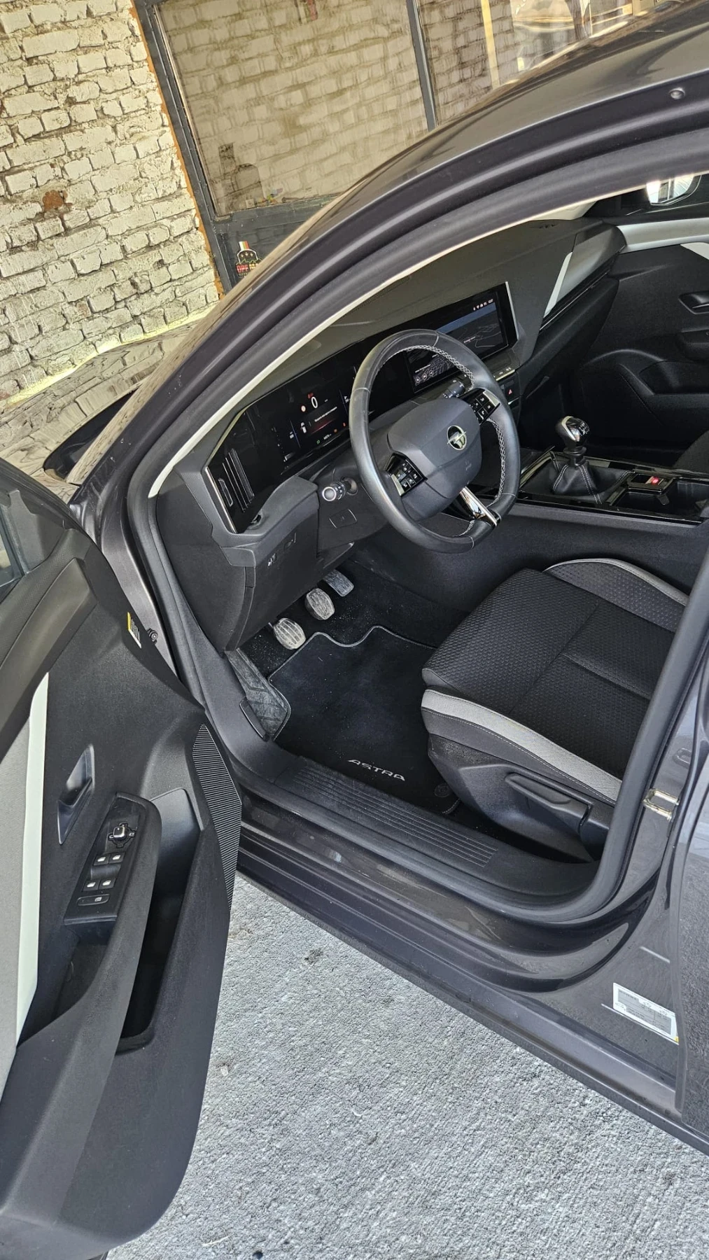 Opel Astra 1.2 business edition , снимка 10 - Автомобили и джипове - 56253438