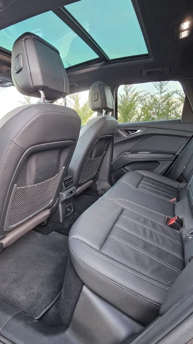 Audi Q4 e-tron/Premium Plus/Pano/ACC/Батерия 82кwh  - 37900 € / 74125.96 лв. - 38336591 16