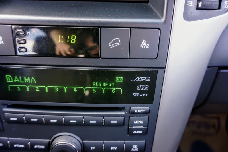 Chevrolet Captiva 2.4i GPL 16V LT, снимка 10 - Автомобили и джипове - 31239583