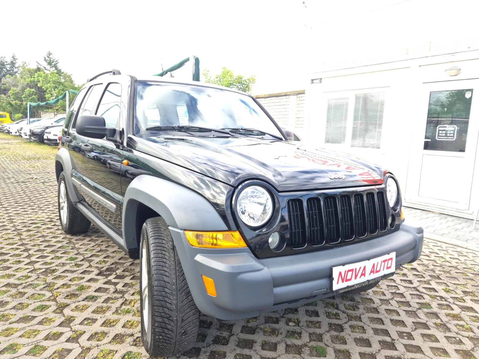 Jeep Cherokee 2.8CRDI-163кс-4X4-FACE LIFT - изображение 5