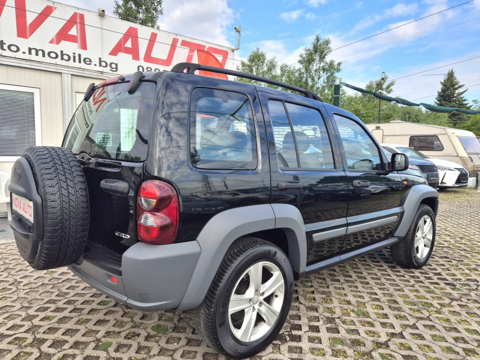 Jeep Cherokee 2.8CRDI-163кс-4X4-FACE LIFT - изображение 4