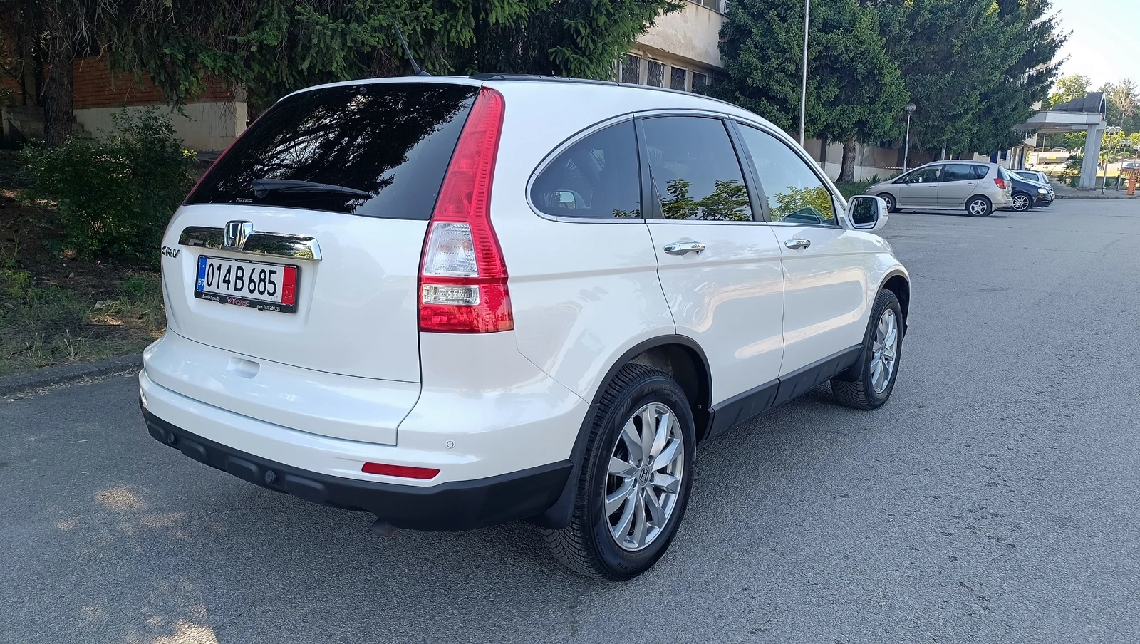 Honda Cr-v 2.2D 4x4 Aut. - изображение 3