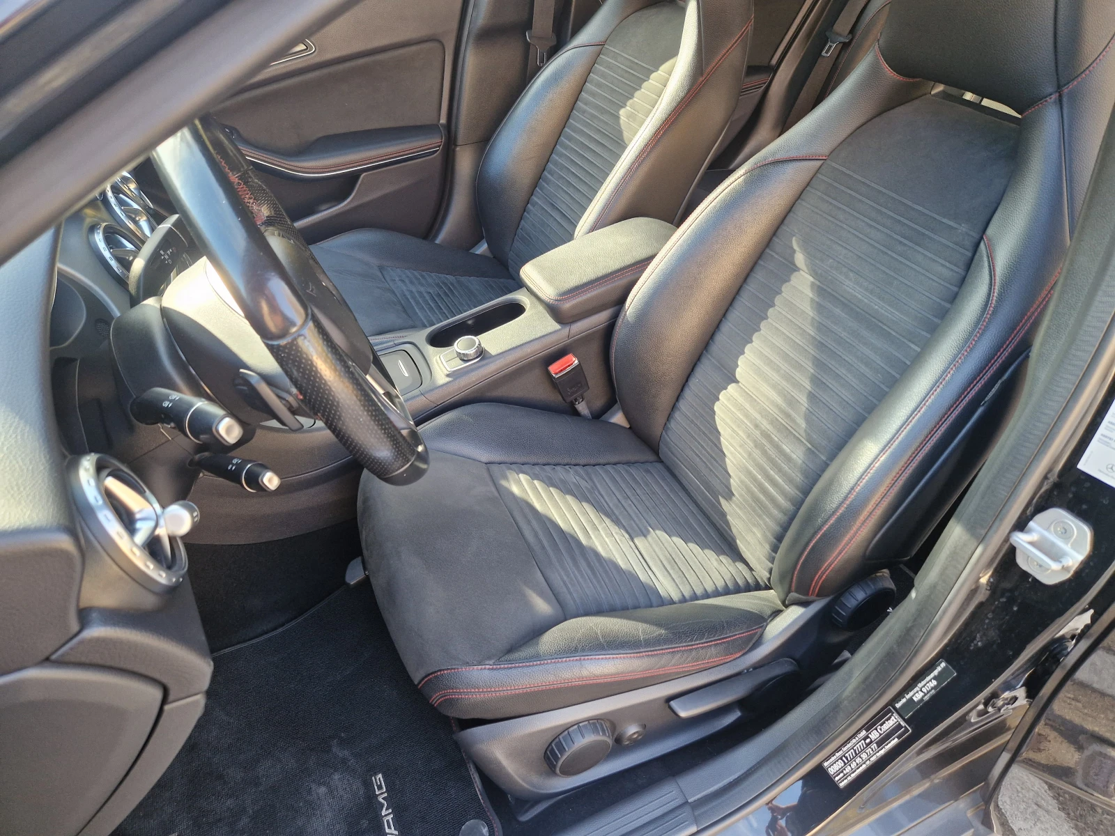 Mercedes-Benz GLA 220 2.2CDI* AMG* 4matic* NAVI* LED* KAMERA, снимка 13 - Автомобили и джипове - 53732209