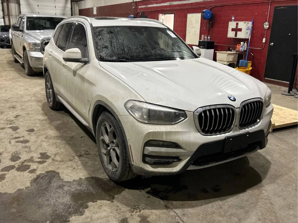 BMW X3 xDrive30i * CARFAX* PANO * 360 * AMBIENT | Mobile.bg � ����������� 3