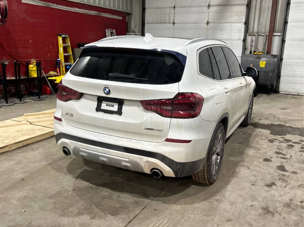 BMW X3 xDrive30i * CARFAX* PANO * 360 * AMBIENT | Mobile.bg � ����������� 4