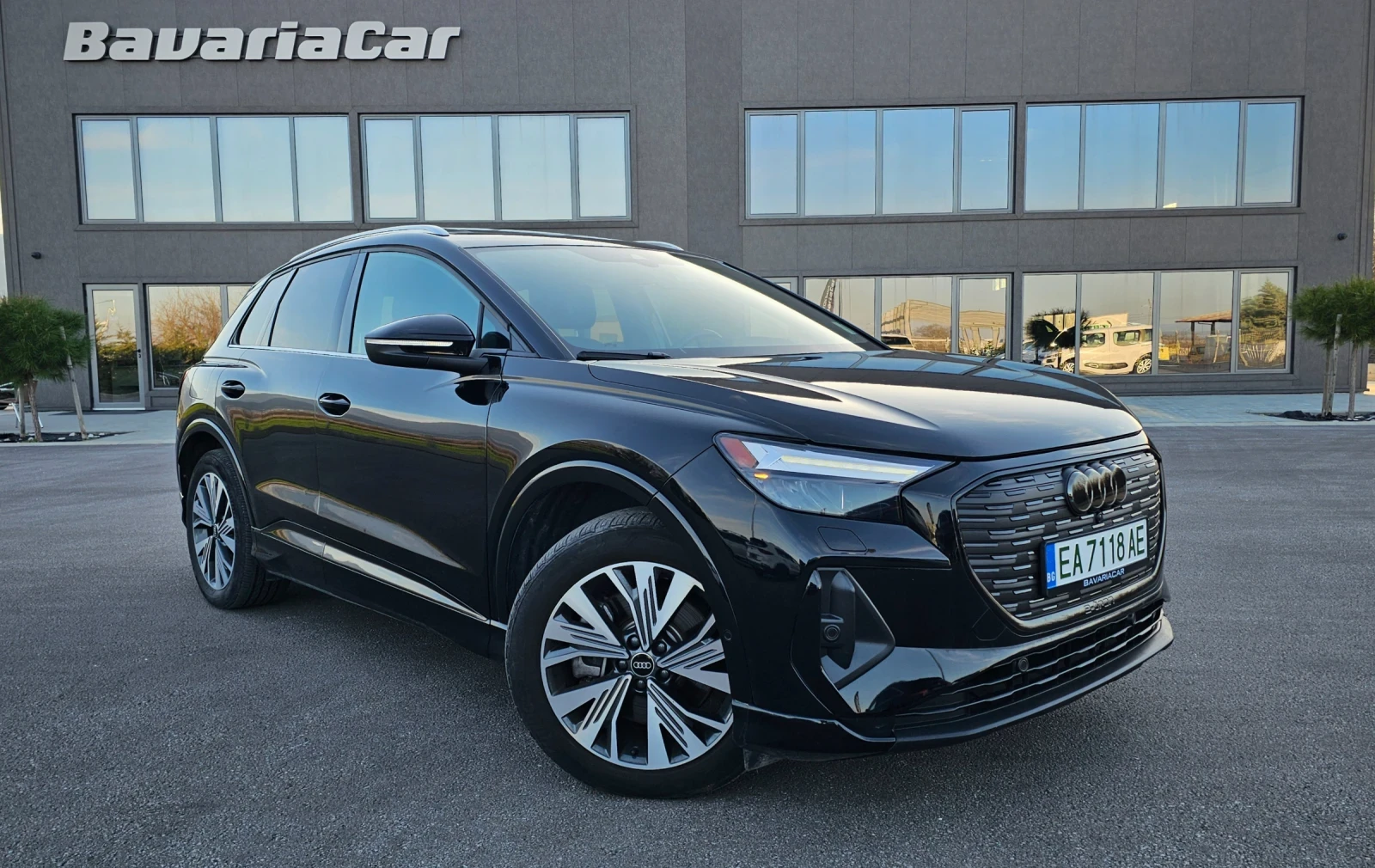 Audi Q4 e-tron/Premium Plus/Pano/ACC/Батерия 82кwh  - изображение 3